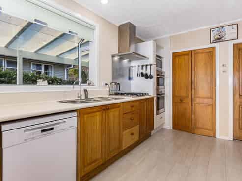 116 Tilley Road, PAEKAKARIKI
