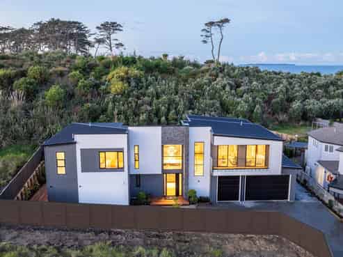 157 Te Oneroa Way, Long Bay