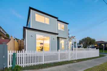 31 College Road, Northcote