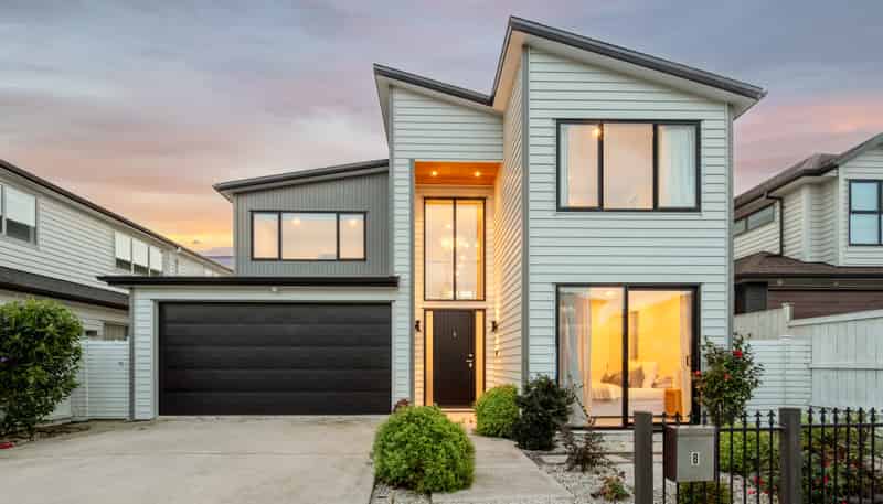 8 Thomas Rielly Avenue, Hobsonville