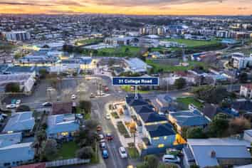 2D Deuxberry Avenue, Northcote