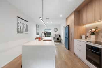 4/20 Rhodes Street, Merivale
