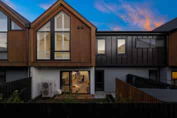 4/20 Rhodes Street, Merivale