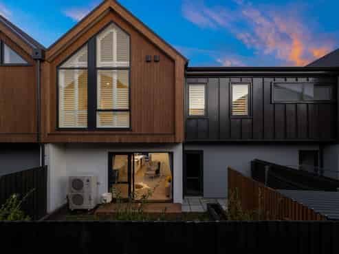 4/20 Rhodes Street, Merivale