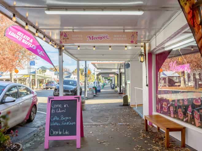 Greytown Business for Sale - Meeneez (Cafe)
