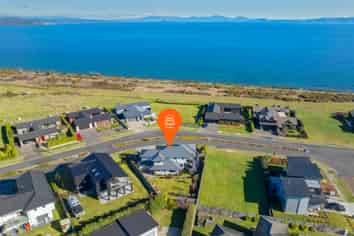 42 Victory Drive, WHAREWAKA