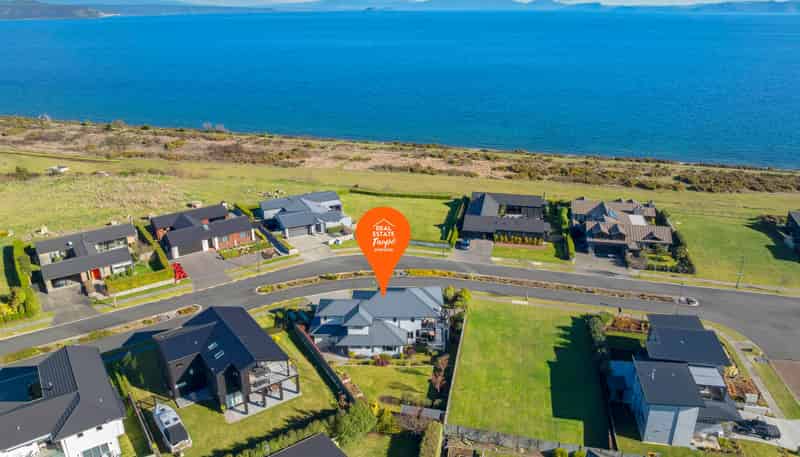 42 Victory Drive, WHAREWAKA
