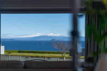 42 Victory Drive, WHAREWAKA