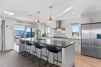 42 Victory Drive, WHAREWAKA