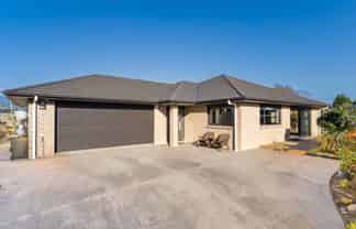 17 Dal Din Drive, OTAKI