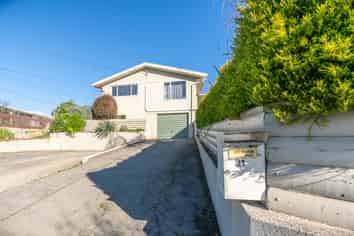 31 Balmoral Street, Marchwiel