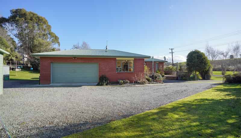 52 Level Street, Dipton