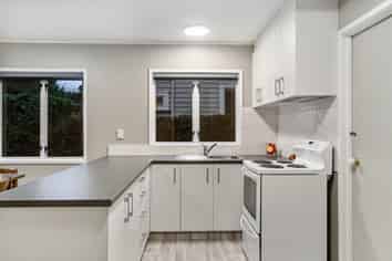 5A Woodward Road, Mount Albert