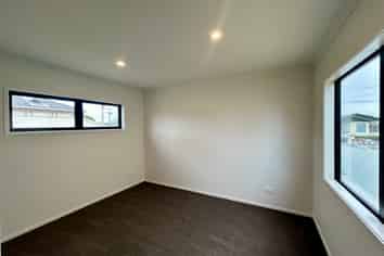 25 Derby Street, Westport