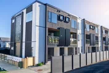 2/16 Mapau Road, Greenlane