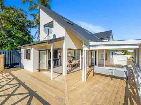 15 Rame Road, Greenhithe
