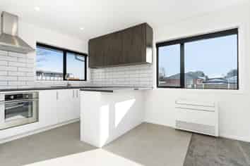 1/142 Hay Street, Bromley