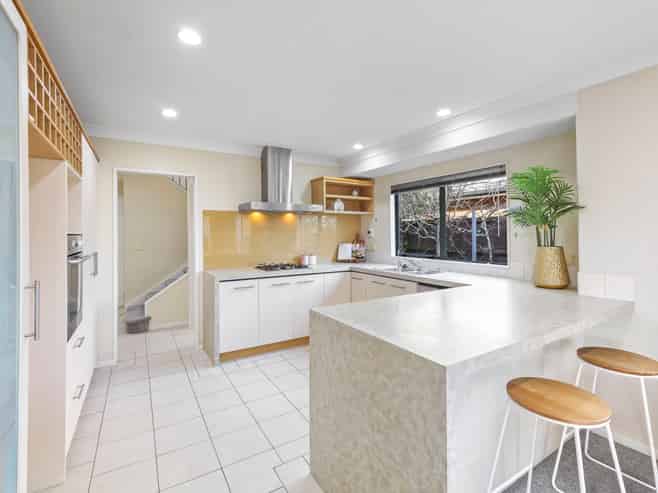 22 Stonebrooke Lane, Flat Bush