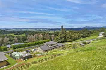 52 Hawken Road, Maunu