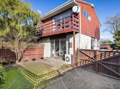 1/14A Frederick Street, Waltham