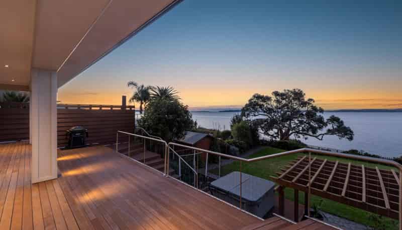 33  Pohutukawa Road, Beachlands