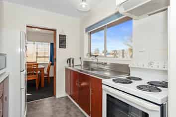 33A Orchard Avenue, Enderley