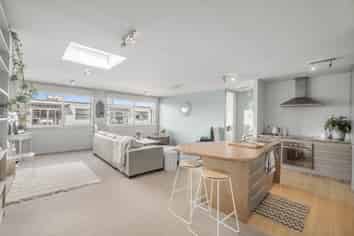 11/337 Jackson Street, Petone