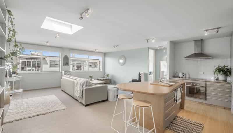 11/337 Jackson Street, Petone