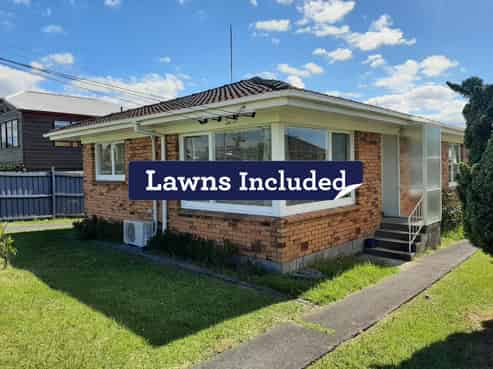 1/12 Aramoana Avenue, Devonport
