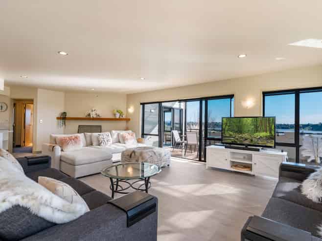 8 Lorrigan Way, Welcome Bay