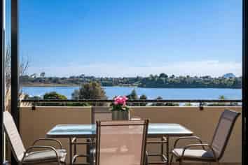 8 Lorrigan Way, Welcome Bay