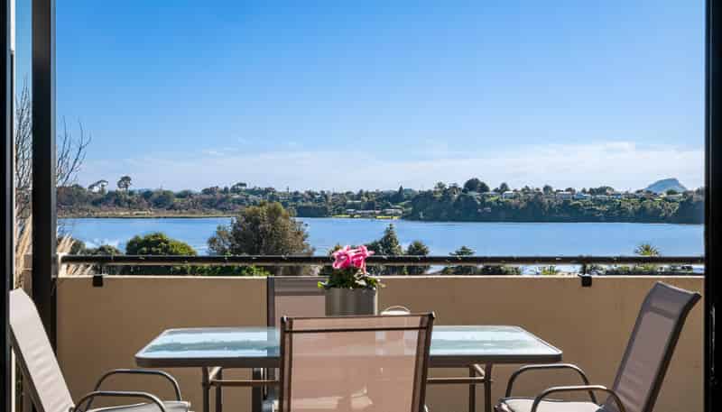 8 Lorrigan Way, Welcome Bay