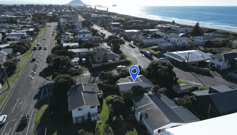 390 Oceanbeach Road, Papamoa
