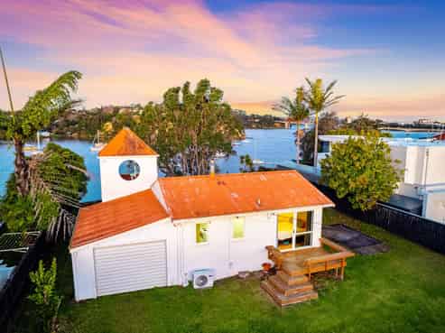 113 Ferry Parade, Herald Island