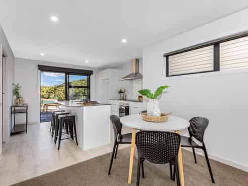 11A Barberry Grove, Maungaraki