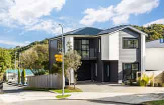 11A Barberry Grove, Maungaraki