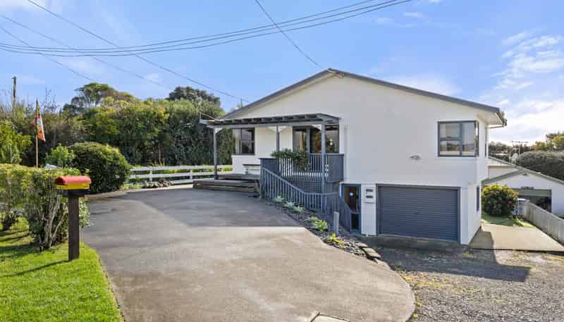 34 Main Road, Raglan