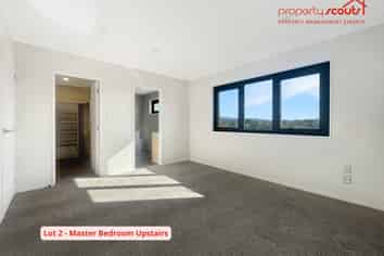 2/3 Farwood Drive, Henderson