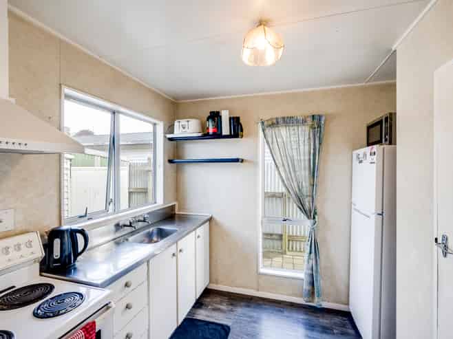 2a Trinity Crescent, Pirimai