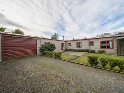 13 View Street, Manapouri