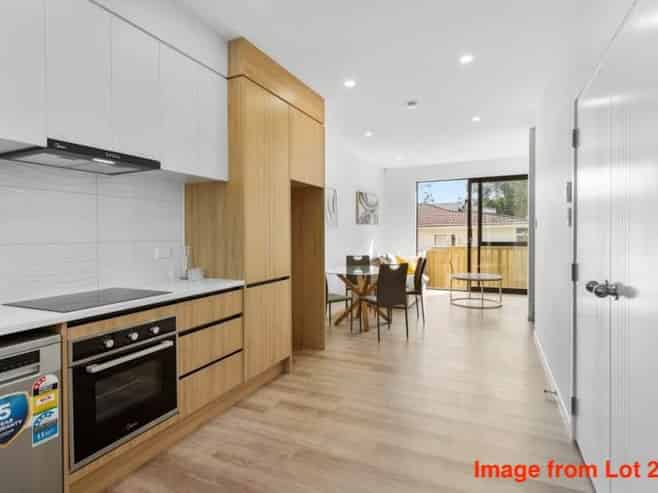 10/98 Tonar Street, Northcote