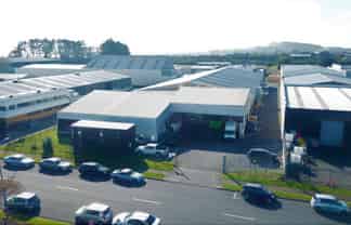 CBRE | Premium Industrial Opportunity in Airport Oaks