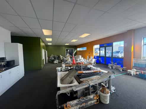 Outstanding Onekawa Showroom