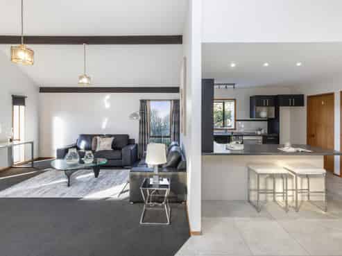176 Rocking Horse Road, Southshore