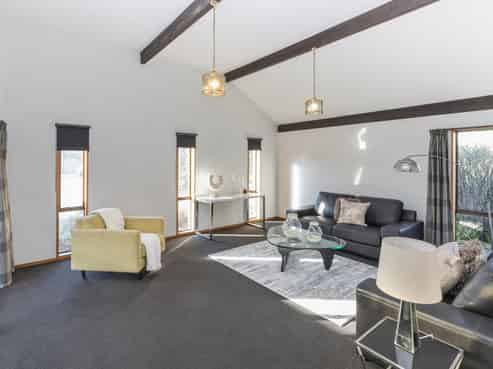 176 Rocking Horse Road, Southshore