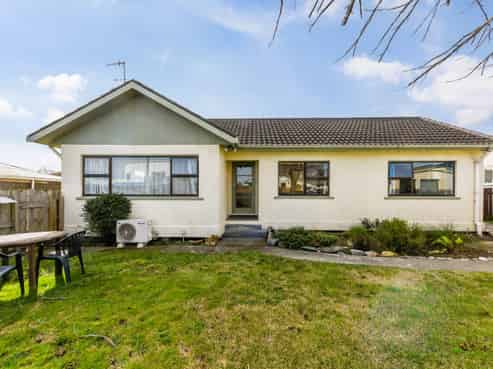 5 Maitland Avenue, Stoke