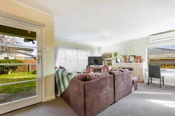 5 Maitland Avenue, Stoke