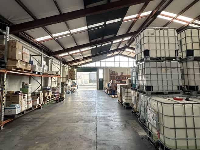 CBRE | 1,082sqm Cost Effective Warehouse