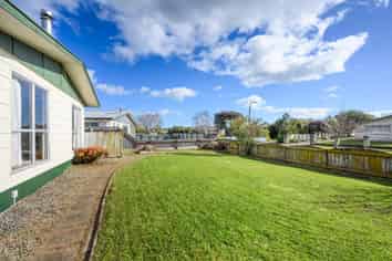 40 Geraldine Crescent, Cloverlea