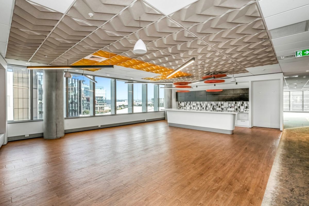 Viaduct full floor - available now - Mehr